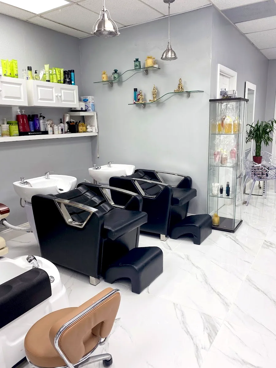 Wash station at By Yordy Beauty Salon & Spa